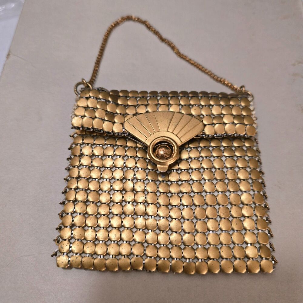 Vintage 1920s Art Deco Gold Mesh Evening Bag